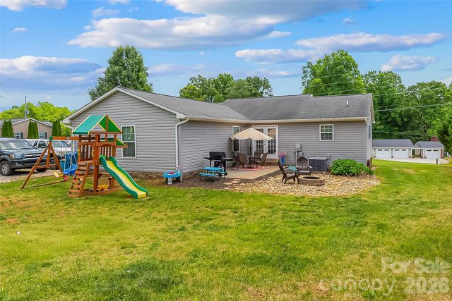 1498 Salem Road, Morganton, NC 28655