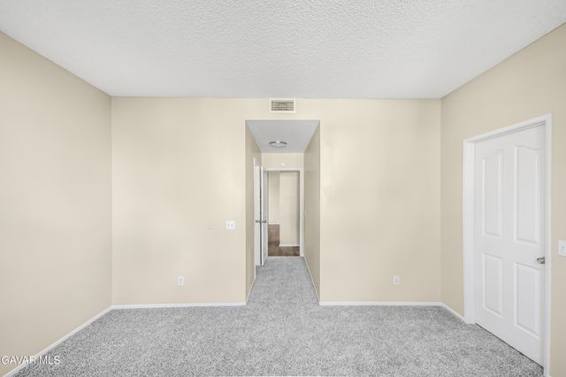 2805 W Avenue K 12 Apt 143, Lancaster, CA 93536