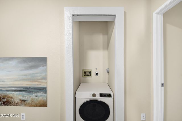 2805 W Avenue K 12 Apt 143, Lancaster, CA 93536