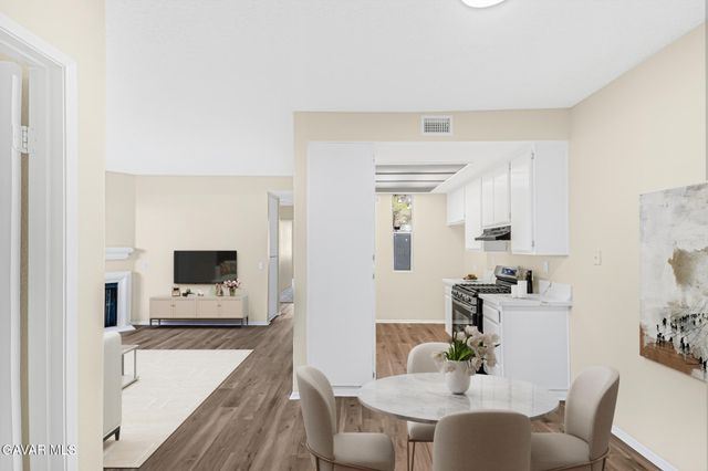2805 W Avenue K 12 Apt 143, Lancaster, CA 93536