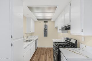 2805 W Avenue K 12 Apt 143, Lancaster, CA 93536