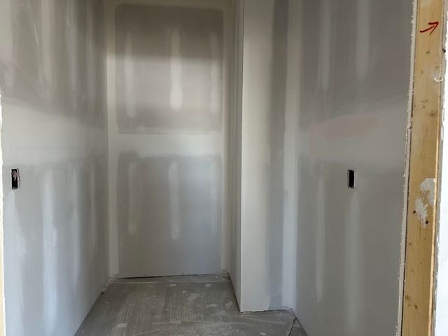 4328 N Sunny Ct, Wichita, KS 67205