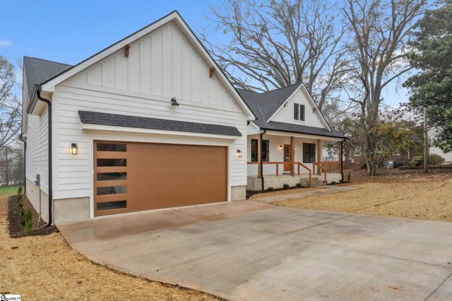 223 Old Cedar Rock Road, Easley, SC 29609