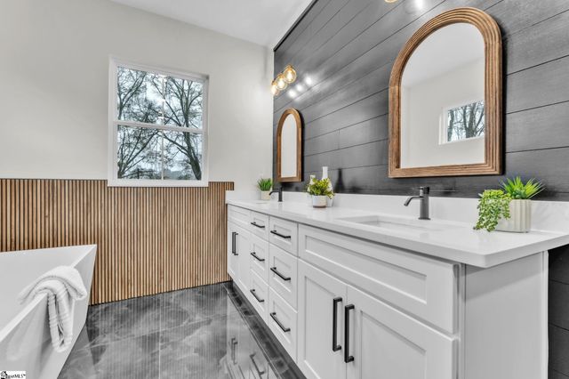 223 Old Cedar Rock Road, Easley, SC 29609