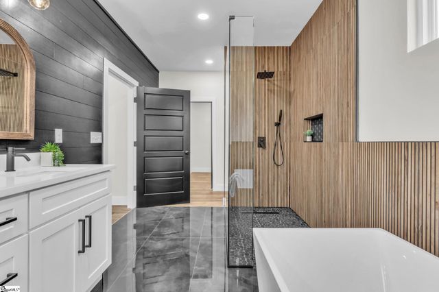 223 Old Cedar Rock Road, Easley, SC 29609