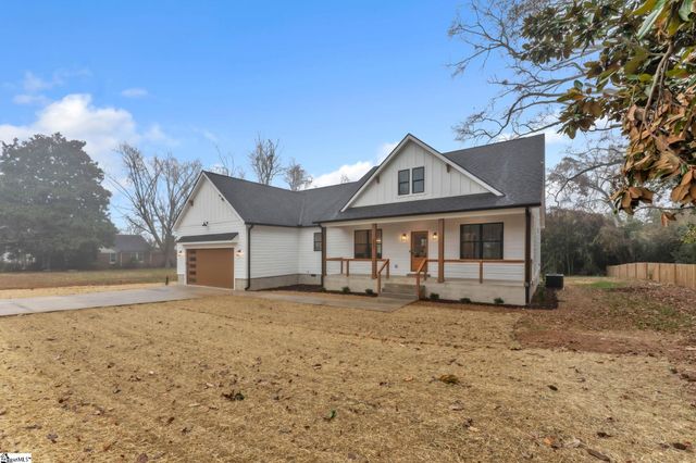223 Old Cedar Rock Road, Easley, SC 29609
