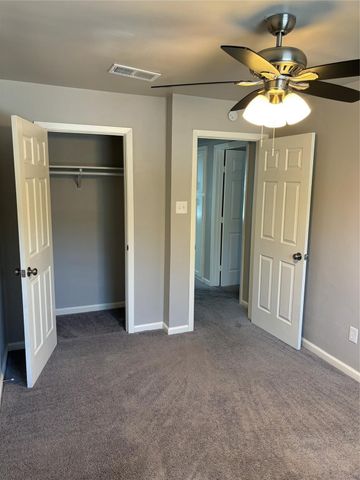 4200 Oak Country Drive, Arlington, TX 76017