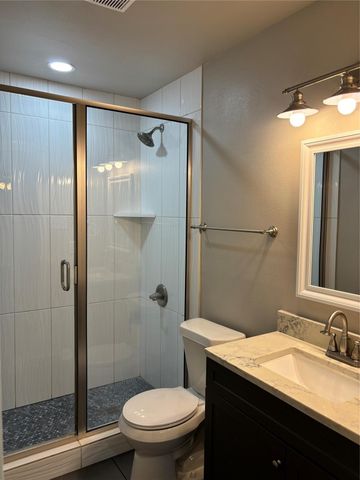 4200 Oak Country Drive, Arlington, TX 76017