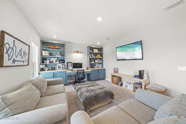 2001 Rushes Avenue, Panama City, FL 32405