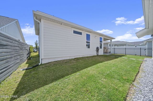 2001 Rushes Avenue, Panama City, FL 32405