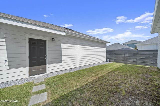 2001 Rushes Avenue, Panama City, FL 32405