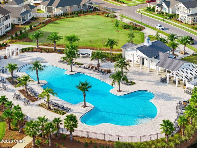 2001 Rushes Avenue, Panama City, FL 32405