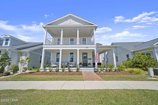 2001 Rushes Avenue, Panama City, FL 32405