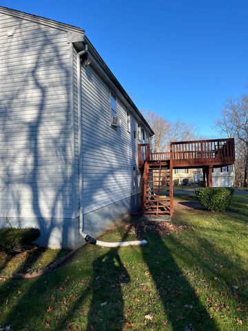 5 Eagleton Drive, Windsor, CT 06095