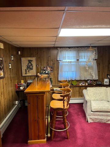 5 Eagleton Drive, Windsor, CT 06095