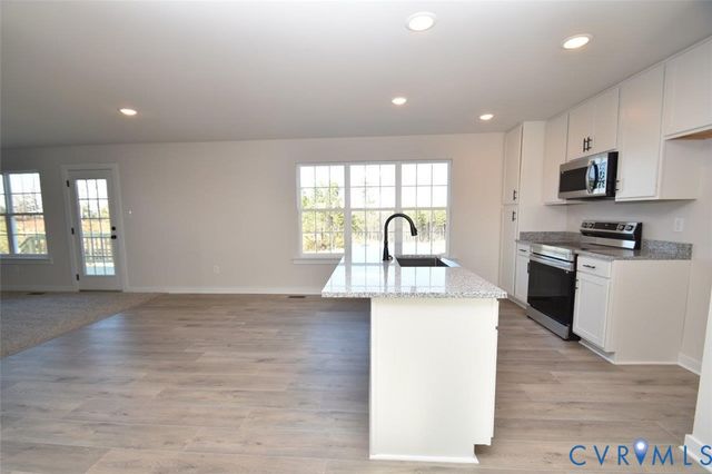 4050 Old Williamsburg Rd, Sandston, VA 23150