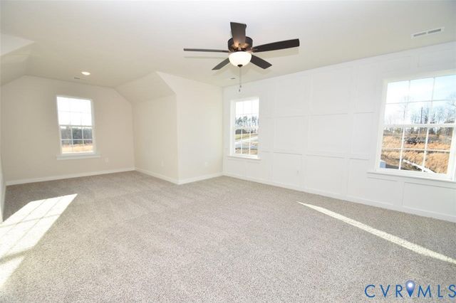 4050 Old Williamsburg Rd, Sandston, VA 23150
