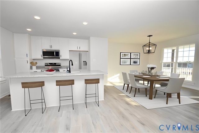 4050 Old Williamsburg Rd, Sandston, VA 23150