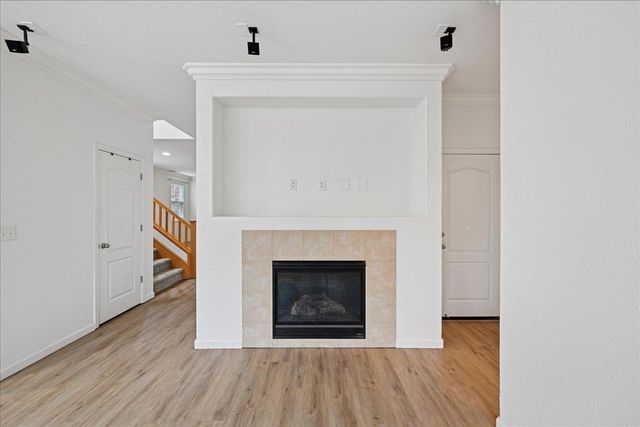 2556 Kinsella Way, Roseville, CA 95747