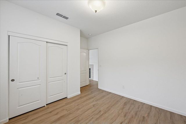 2556 Kinsella Way, Roseville, CA 95747