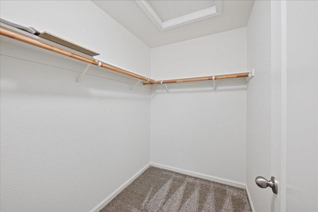 2556 Kinsella Way, Roseville, CA 95747