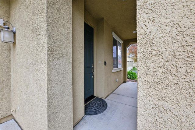 2556 Kinsella Way, Roseville, CA 95747