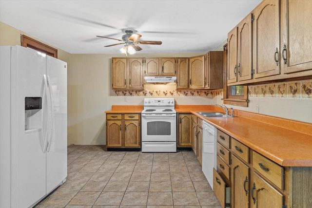 258 N Fremont Street, Whitewater, WI 53190