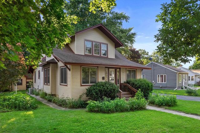 258 N Fremont Street, Whitewater, WI 53190