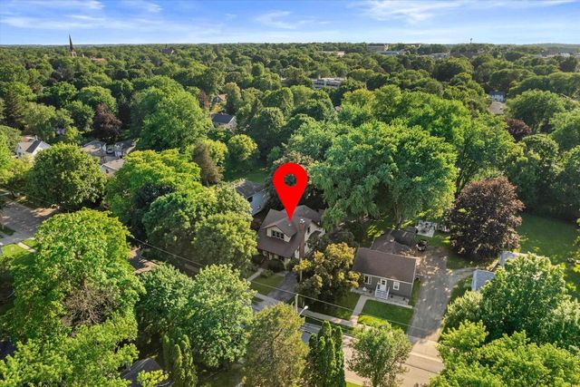258 N Fremont Street, Whitewater, WI 53190
