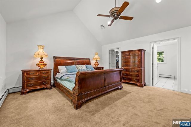 66 Glasgow Terrace, Mahwah, NJ 07430