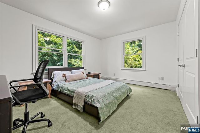 66 Glasgow Terrace, Mahwah, NJ 07430
