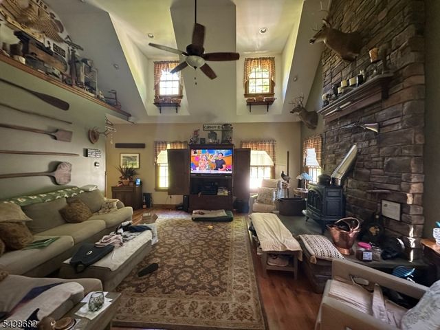 30 Dogwood Dr, Chester Twp., NJ 07930