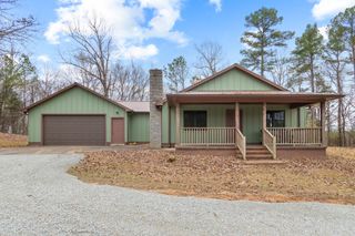 942 Rockhouse Road, Hohenwald, TN 38462