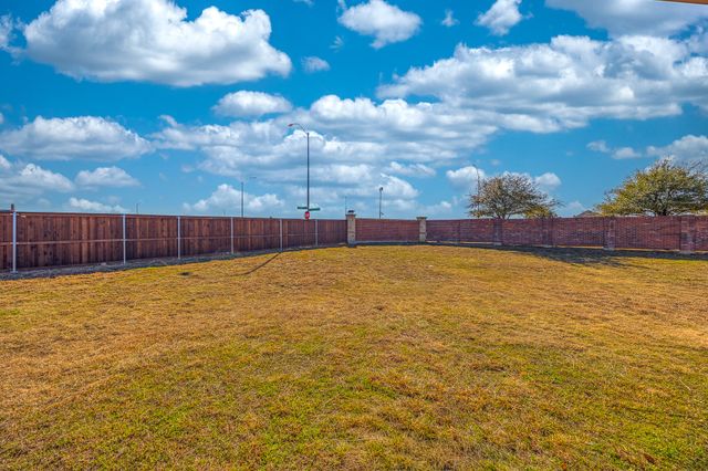 8537 Meadow Sweet Lane, Fort Worth, TX 76123