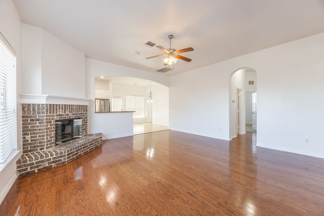 8537 Meadow Sweet Lane, Fort Worth, TX 76123