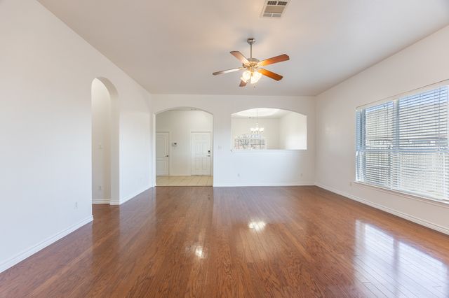 8537 Meadow Sweet Lane, Fort Worth, TX 76123