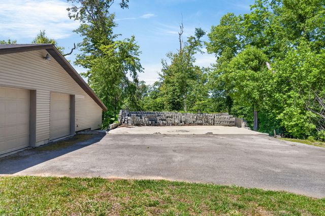 308 Dale Hollow Manor Road, Albany, KY 42602