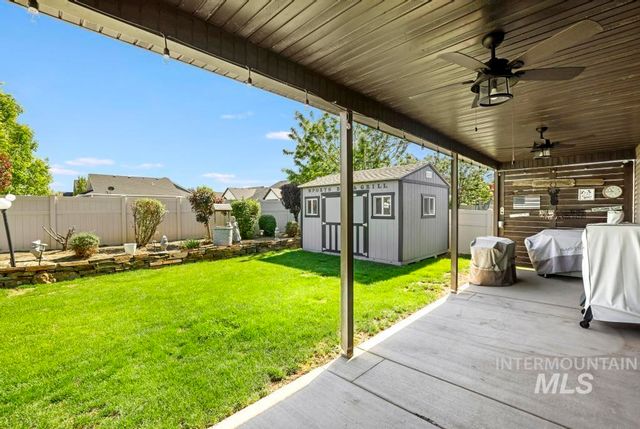 629 Lochsa Road, Twin Falls, ID 83301