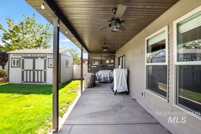 629 Lochsa Road, Twin Falls, ID 83301