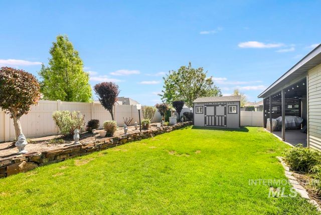 629 Lochsa Road, Twin Falls, ID 83301