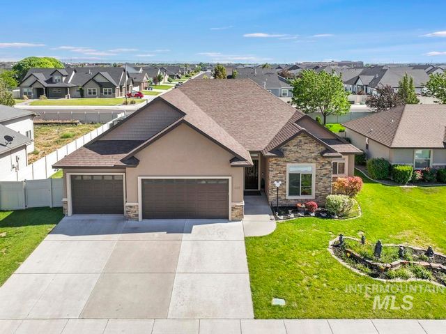 629 Lochsa Road, Twin Falls, ID 83301