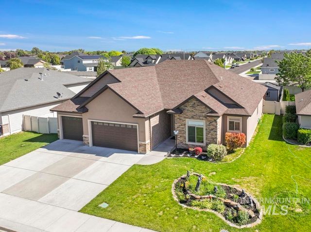 629 Lochsa Road, Twin Falls, ID 83301