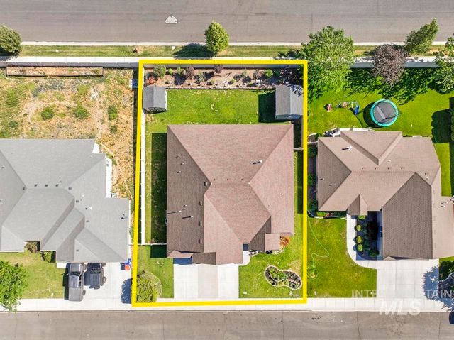 629 Lochsa Road, Twin Falls, ID 83301