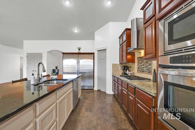 629 Lochsa Road, Twin Falls, ID 83301