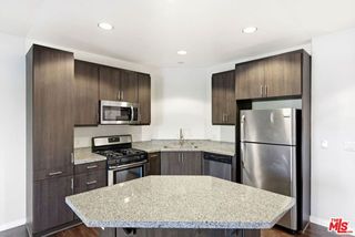 1408 W WASHINGTON Boulevard 202, Los Angeles, CA 90007