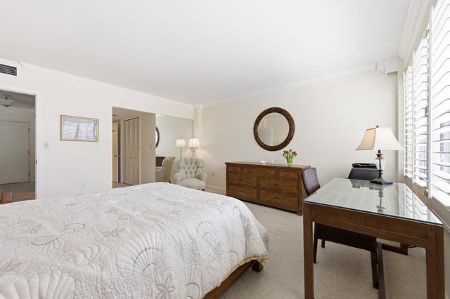 170 N Ocean Boulevard 303, Palm Beach, FL 33480