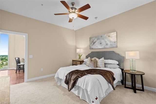 201 Elm Street N 1406, Greensboro, NC 27401