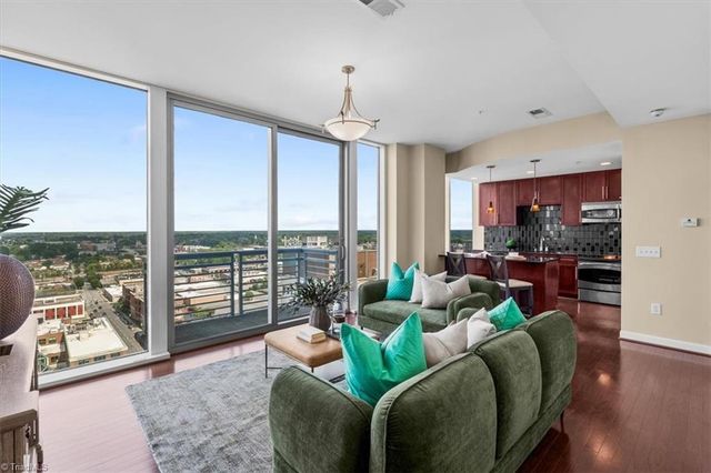 201 Elm Street N 1406, Greensboro, NC 27401