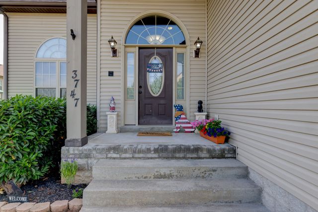 3747 Fox Hole Dr, Clarksville, TN 37040