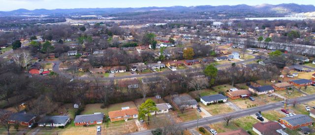 3229 Moorewood Dr, Nashville, TN 37207